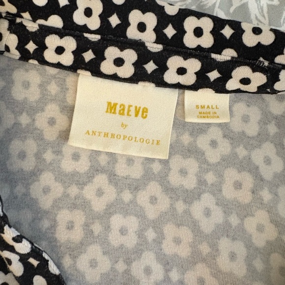 Maeve by Anthropologie Black and White Floral Blouse - Picture 3 of 4